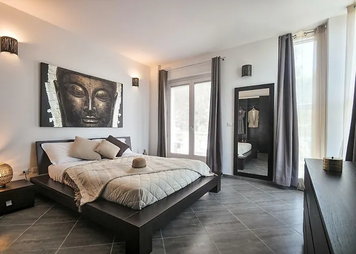 Hypogeum Suites & Apartments